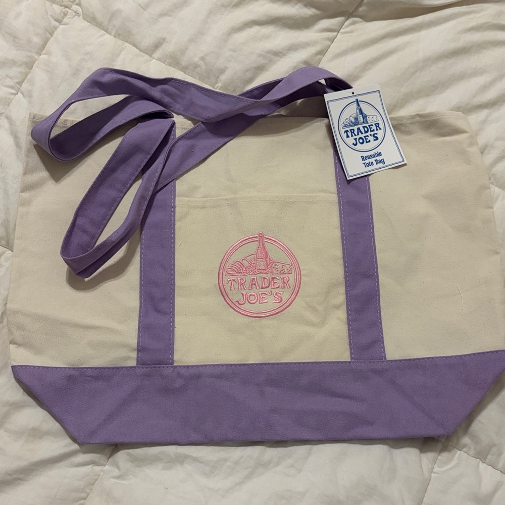 Trader Joe’s canvas pastel tote bags - Picture 2 of 7